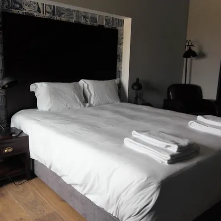 Dalma Old Town - Castelo 4* Лісабон