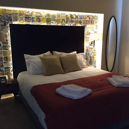 Dalma Old Town - Castelo 4* Лиссабон