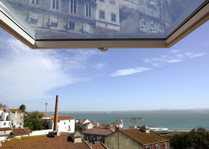 Dalma Old Town - Castelo Lisbon