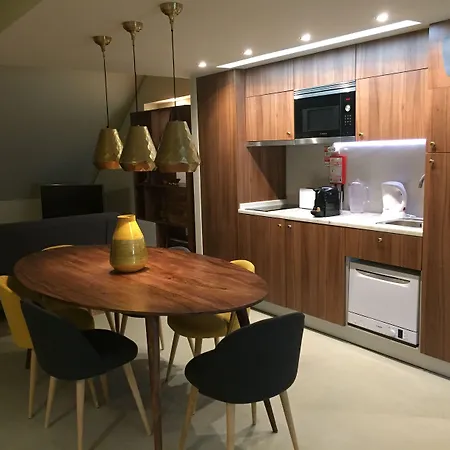 Dalma Old Town - Castelo Apart Otel Lisboa